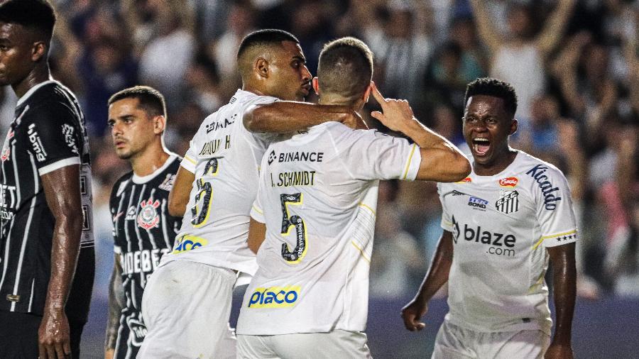 Santos vence o Corinthians na Vila Belmiro