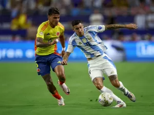 Prevaleceu a camisa mais pesada da Argentina na fraca Copa América 