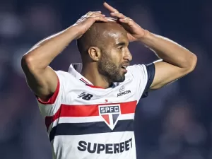 São Paulo avalia que Zubeldía deveria ter mexido no time e liga alerta