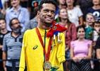 Gabrielzinho celebra primeiro ouro do Brasil nas Paralimpíadas: 