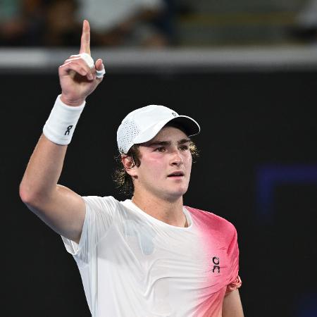 João Fonseca will compete against Andrey Rublev in the primeira rodada for the Australian Open in 2025