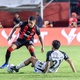 Corinthians passa o s&aacute;bado fora da Z4, mas ainda tem o domingo