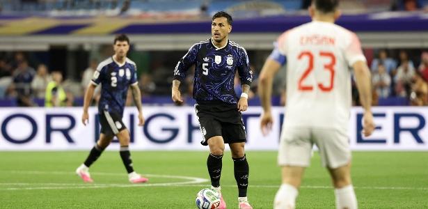 Leandro Paredes analisa eliminação do Brasil e projeta duelo da Argentina Leandro Paredes analisa eliminação do Brasil e projeta duelo da Argentina