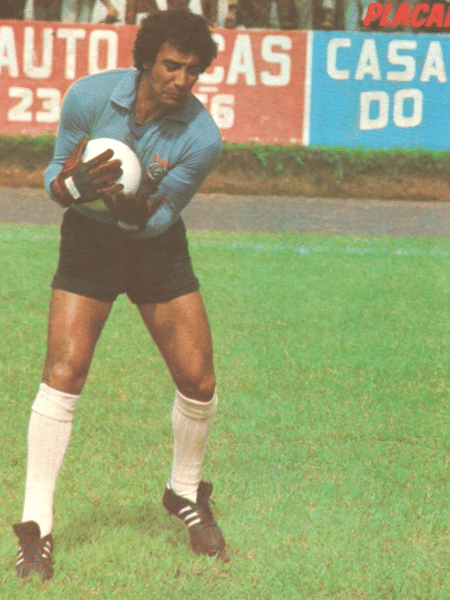 Tobias, ex-goleiro do Corinthians