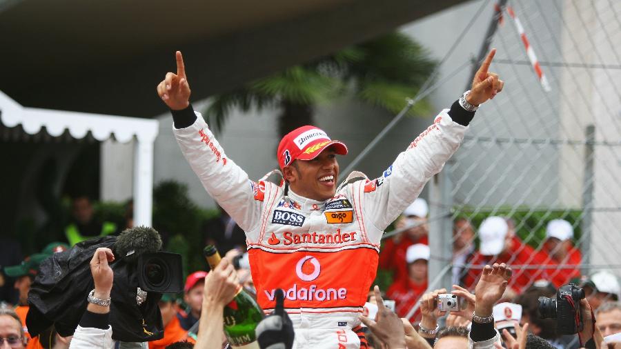 Lewis Hamilton seria confirmado como piloto da McLaren dois meses após corrida turca - Paul Gilham/Getty Images