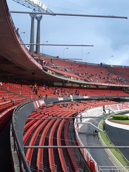 Estádio do Morumbi recebe torcida para São Paulo x Santos - Yago Rudá/UOL