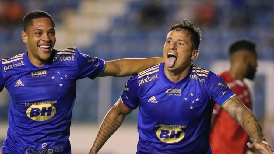 Edu, do Cruzeiro, comemora gol marcado sobre o Sergipe em jogo da Copa do Brasil - Reprodução/Instagram