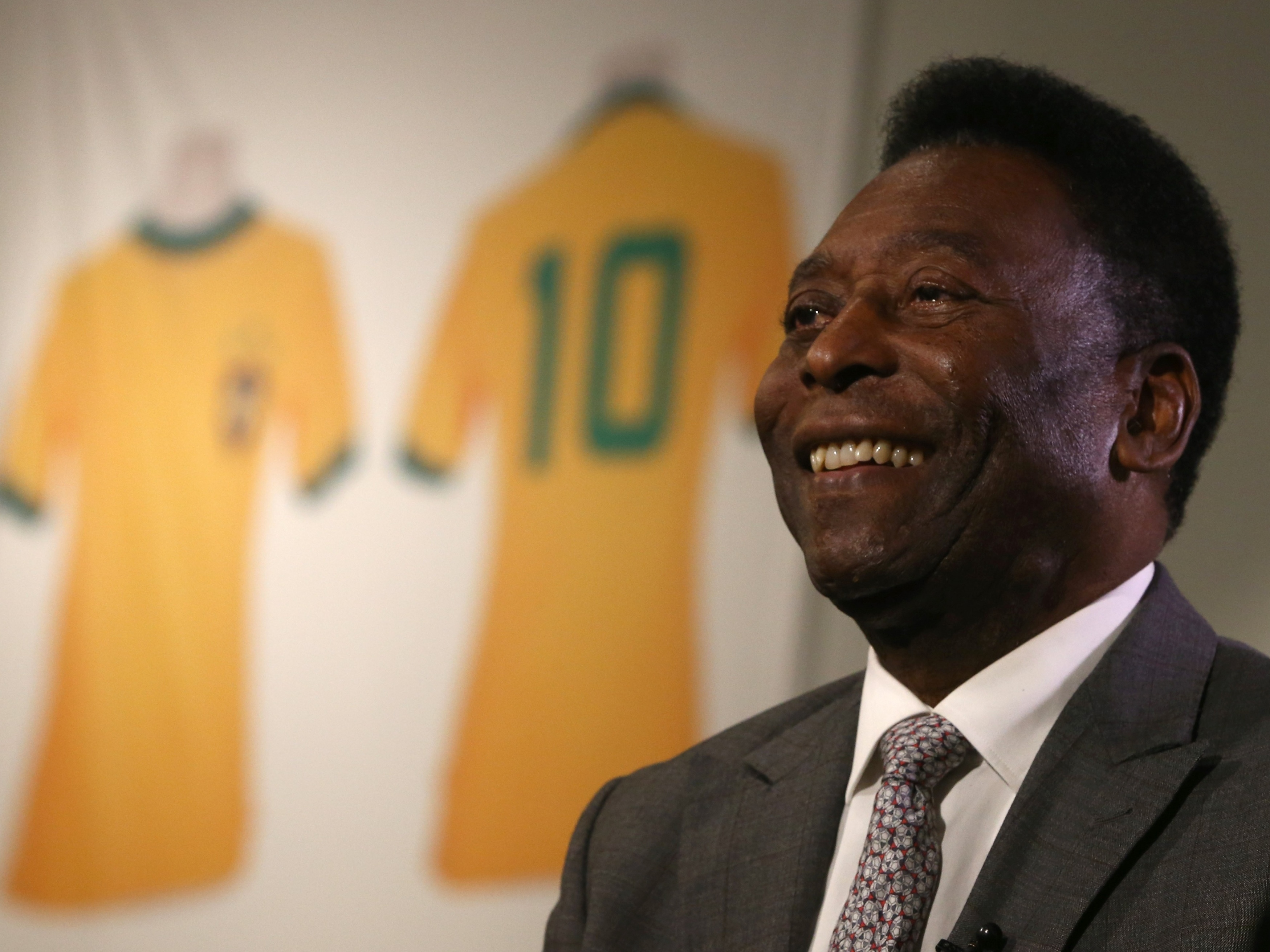 Homenagens em letra e música: conheça canções que são reverências a Pelé -  Lance!