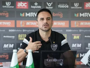 Rodrigo Caetano entre Atlético e Corinthians