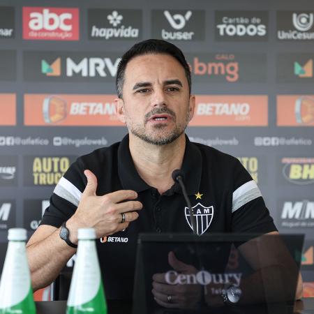 Rodrigo Caetano atualmente é diretor de futebol do Atlético-MG