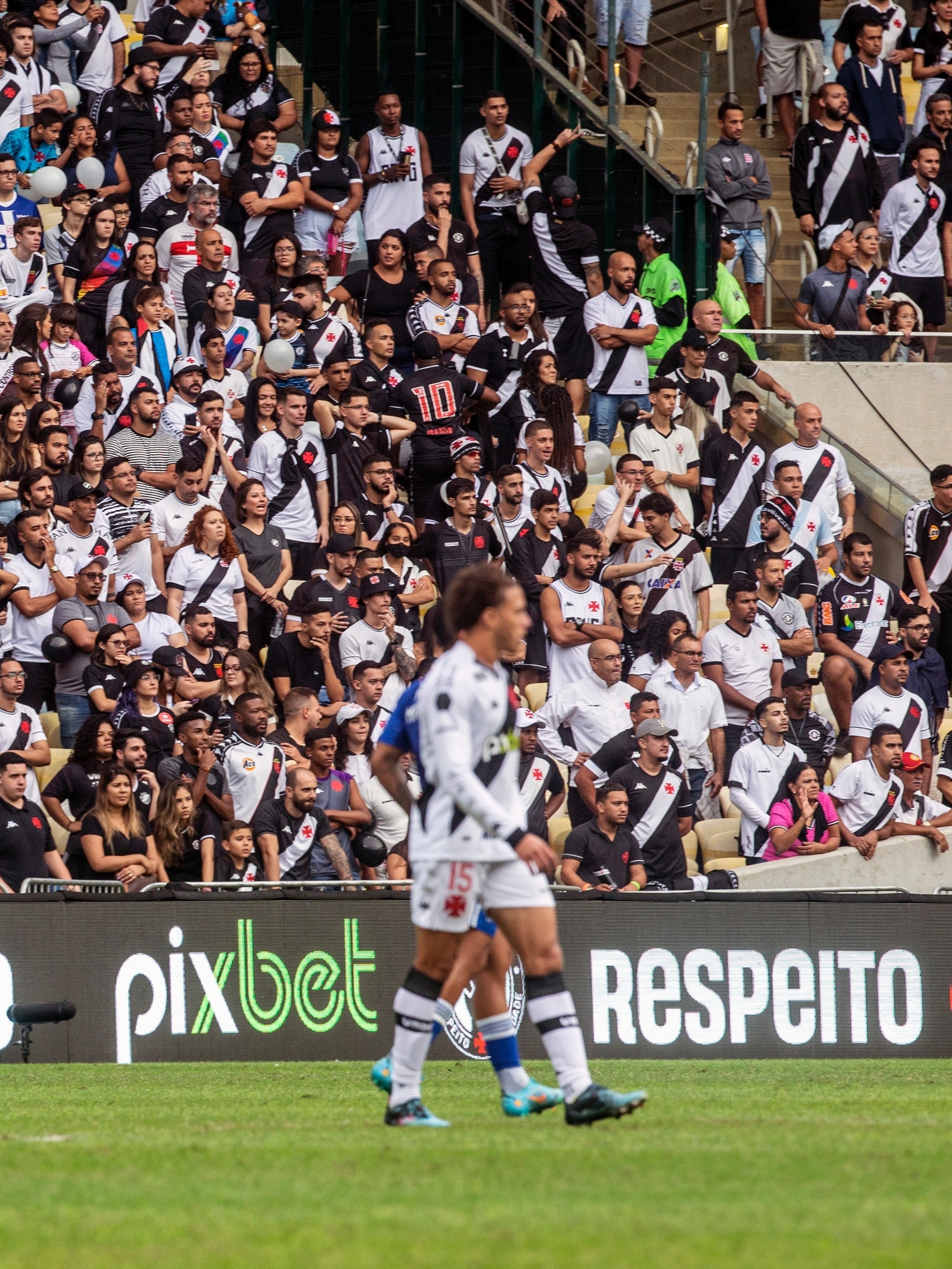 Vasco aguarda resposta de Carrascal para ser o camisa 10