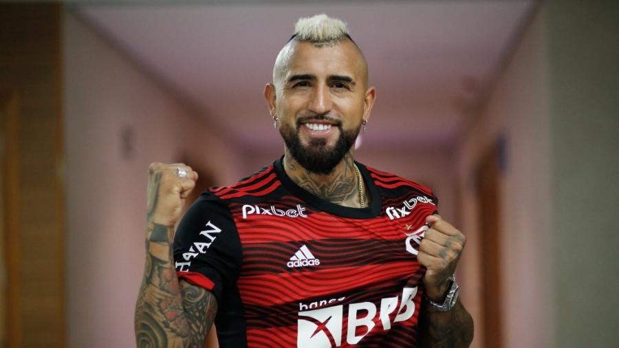 O meio-campista chileno Arturo Vidal, novo reforço do Flamengo - Gilvan de Souza/Flamengo