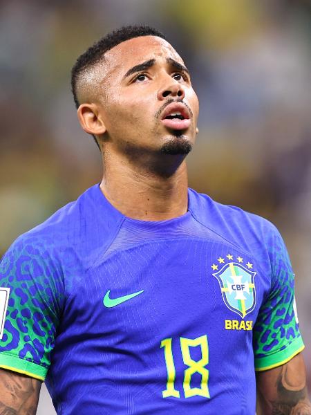 Gabriel Jesus durante a partida entre Brasil e Camarões. - Robbie Jay Barratt - AMA/Getty Images