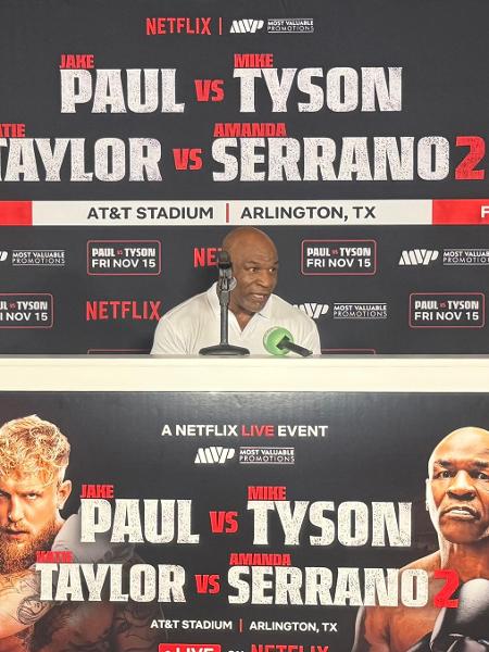 Mike Tyson em evento pré-luta contra Jake Paul