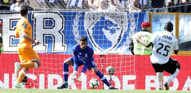Vaná atuou no Coritiba e no ABC antes de rumar à Europa. Agora é campeão português - Divulgação/Porto