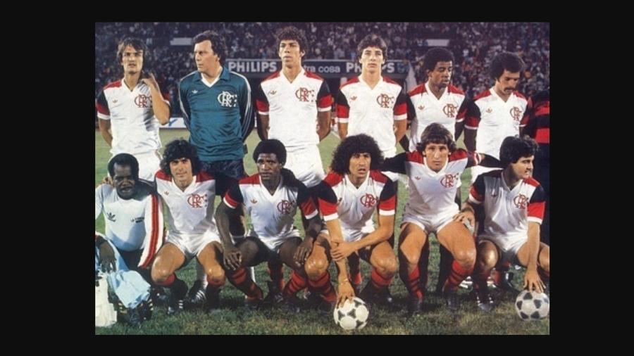 Time do Flamengo posa para foto em 1981 - Divulgação/Site oficial do Flamengo