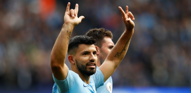 Agüero comemora seu gol na partida entre Manchester City e Burnley - Jason Cairnduff/Reuters - Jason Cairnduff/Reuters