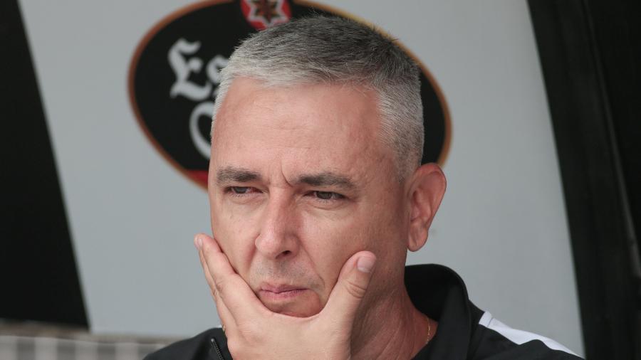 Tiago Nunes, técnico do Corinthians, treinador chegou ao clube e já comandou 12 jogos oficiais do time  - Marcello Zambrana/AGIF