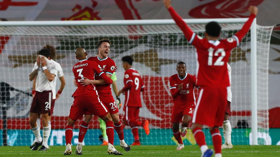 Diogo Jota comemora gol do Liverpool contra o Arsenal; estreante fechou o placar do jogo - Jason Cairnduff - Pool/Getty Images