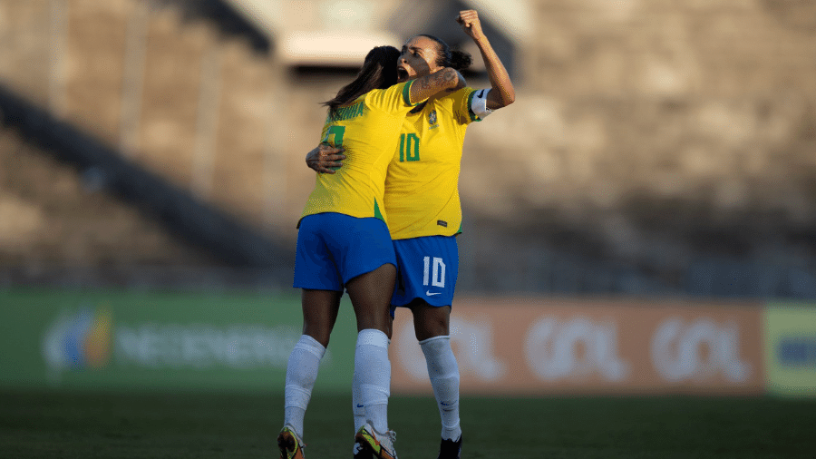 Marta comemora gol da seleção brasileira em amistoso contra a Argentina - Lucas Figueiredo/CBF