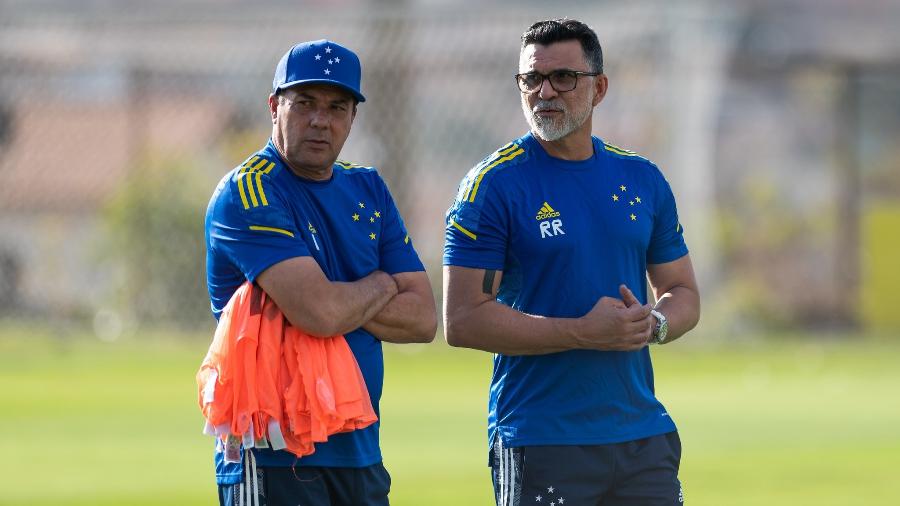 Luxemburgo e Ricardo Rocha têm blindado o vestiário e apoiam movimento grevista de atletas - Bruno Haddad/Cruzeiro