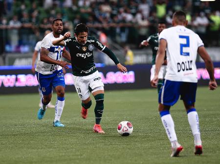 Mesmo com sustos, Palmeiras evita lesões antes do embarque para o Mundial