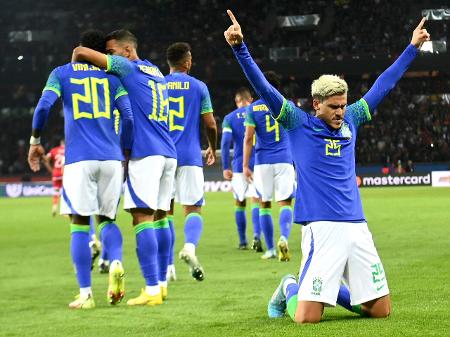 Copa do Mundo: Assista ao vivo e de graça ao jogo Brasil x Camarões