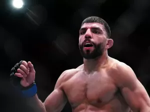 Moreno x Albazi: horário, onde assistir e card completo do UFC Fight Night