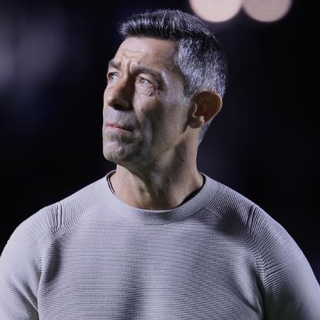 Pedro Caixinha, técnico do Bragantino, durante jogo contra o São Paulo