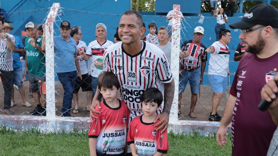 Walter em estreia pelo Tupy-GO