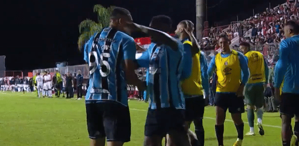 Grêmio vence Guarany de Bagé em estreia de Weverton no Gauchão