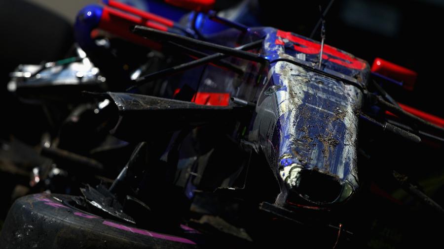 Carros de Carlos Sainz ficou destruído após acidente no GP do Canadá - Clive Mason/Getty Images
