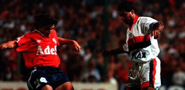 Romário no Flamengo em 1995: ano de fracassos para o clube no centenário - Daniel Garcia/AFP