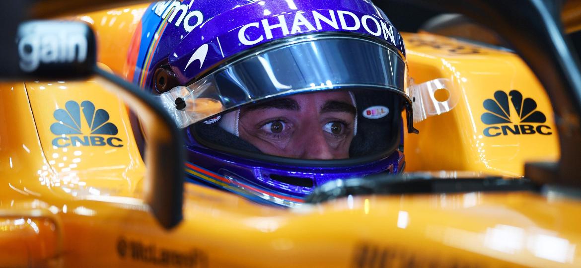Fernando Alonso quer parar apenas uma vez neste domingo para buscar pontos pela 3ª corrida seguida - AFP PHOTO / GREG BAKER