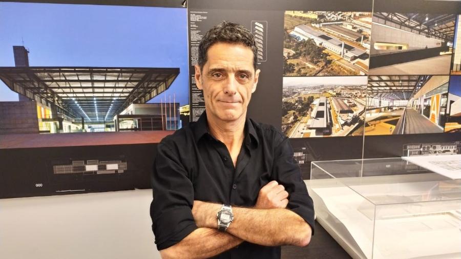 Artur Katchborian, arquiteto contratado pelo Santos para realizar o projeto do retrofit da Vila Belmiro - UOL