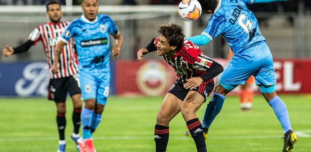 Sao Paulo Na Libertadores Tricolor Cansa E Permite A Virada Do Binacional Em Estreia