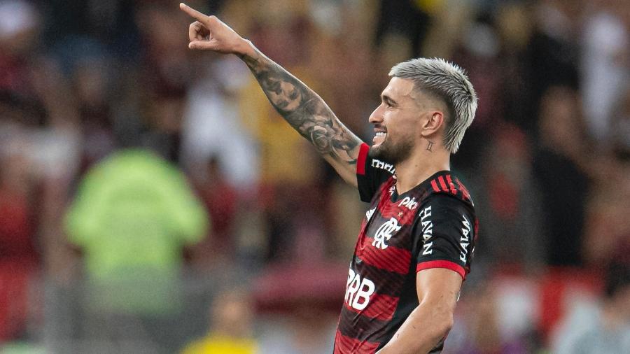 Flamengo tenta encontrar o céu no Brasileirão e tem Brasília como aliada