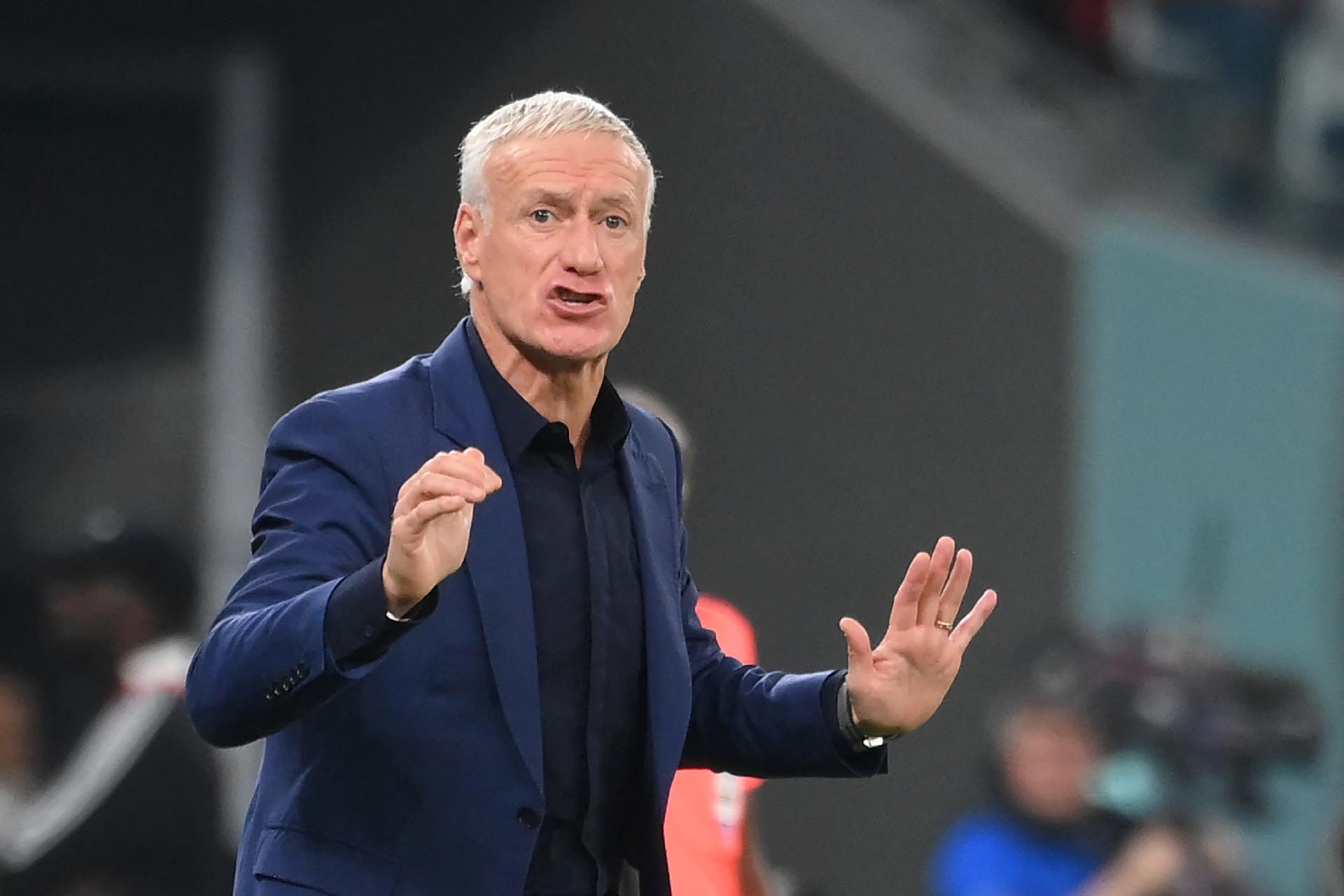 Deschamps confronta jornalista após pergunta sobre atuação da França