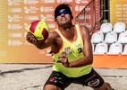 Anderson Melo, do vôlei de praia, é vítima de homofobia em Recife