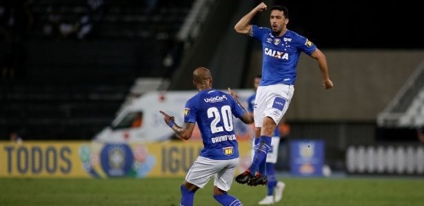 Lateral será titular do Cruzeiro na partida decisiva contra o Corinthians, em Itaquera - Luciano Belford/AGIF