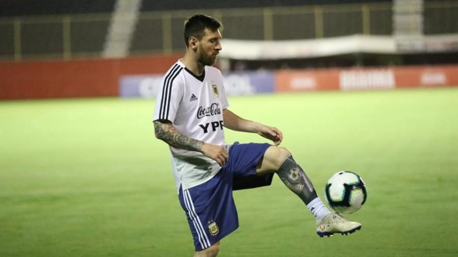 Messi e outras estrelas, como Aguero, Dybala e Di Maria, fizeram quatro treinamentos no estádio do Vitória - Divulgação/AFA