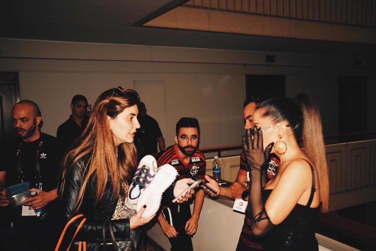 Em Lima, no Peru, a cantora Anitta se prepara para sua apresentação na final da Libertadores - Divulgação/@1993agosto
