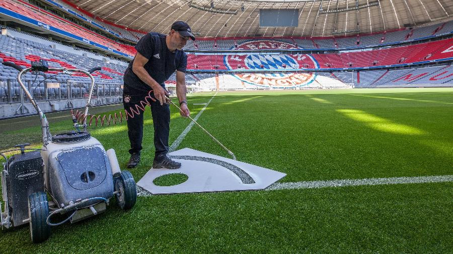 Allianz Arena: Bayern faz últimos retoques no estádio para a volta da Bundesliga - Reprodução/Twitter
