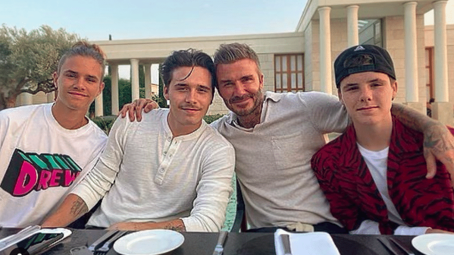 David Beckham aparece ao lado dos filhos em foto nas redes sociais - Instagram