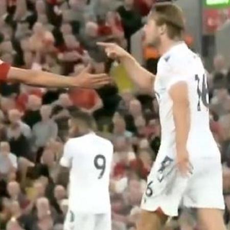 Andersen e Darwin Núñez se estranharam em Liverpool x Crystal Palace
