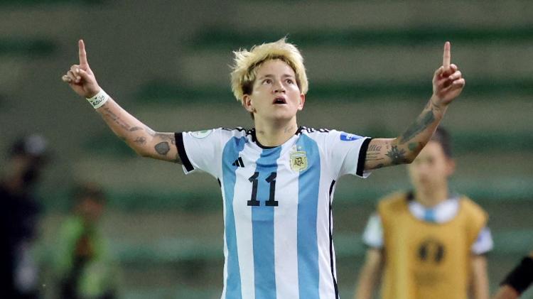 Yamila Rodriguez comemora seu gol pela Argentina contra o Paraguai na Copa América