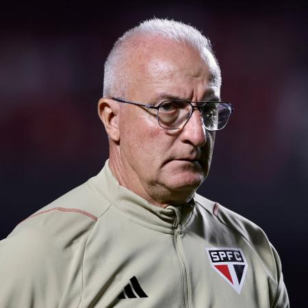 Dorival Jr, técnico do São Paulo, no jogo contra o Goiás, pelo Brasileirão - Marcello Zambrana/AGIF