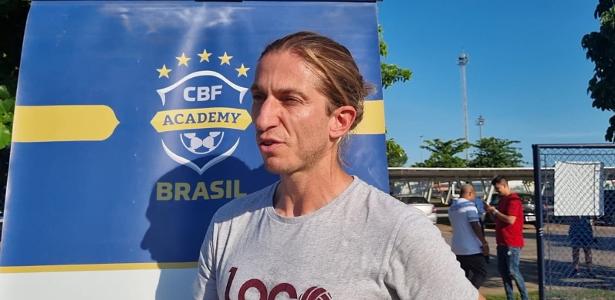 Flamengo contrata Filipe Luís para comandar equipe sub-20.