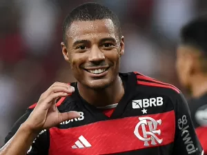 Flamengo faz o melhor jogo pós Carioca, mas Tite complica no final