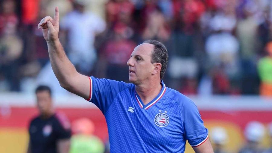 Rogério Ceni, técnico do Bahia, durante jogo contra o Vitória, na final do Baiano Rogério Ceni, técnico do Bahia, durante jogo contra o Vitória, na final do Baiano